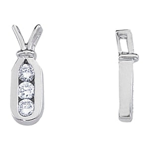14K White Gold 1/2 ct tw Three Stone Diamond Pendant