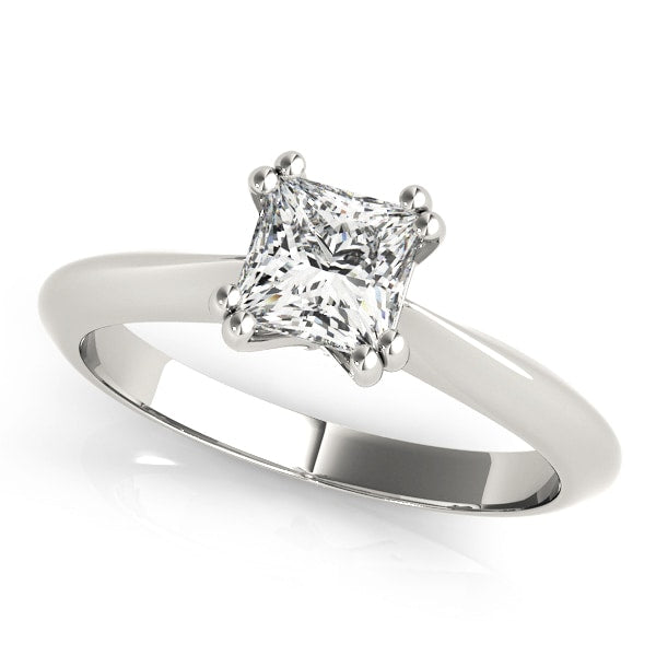 18K White Gold 5/8 ct tw Solitaire Diamond Engagement Ring