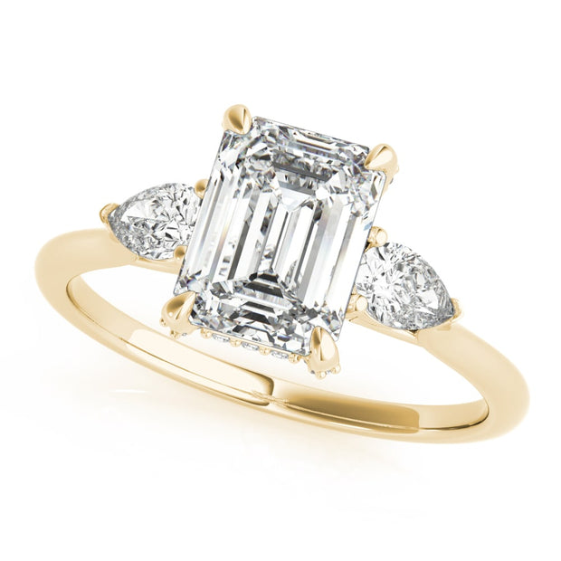 14K Yellow Gold 1 1/2 ct tw Three Stone Diamond Engagement Ring